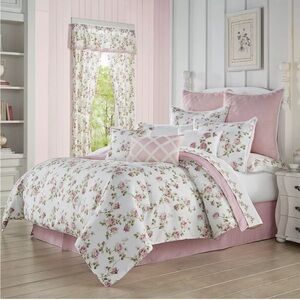 Royal Court Rosemary double/full size 4pc bedding set